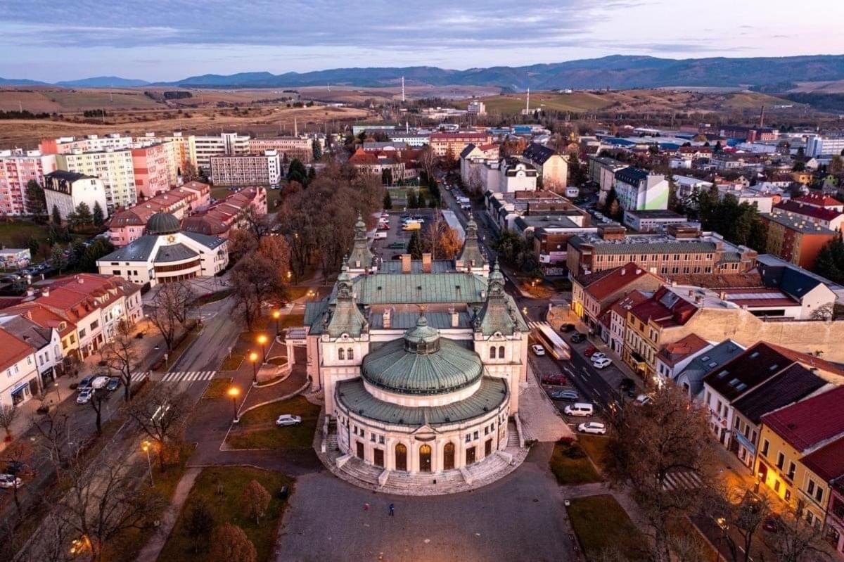 Apartman Ala Spišská Nová Ves المظهر الخارجي الصورة